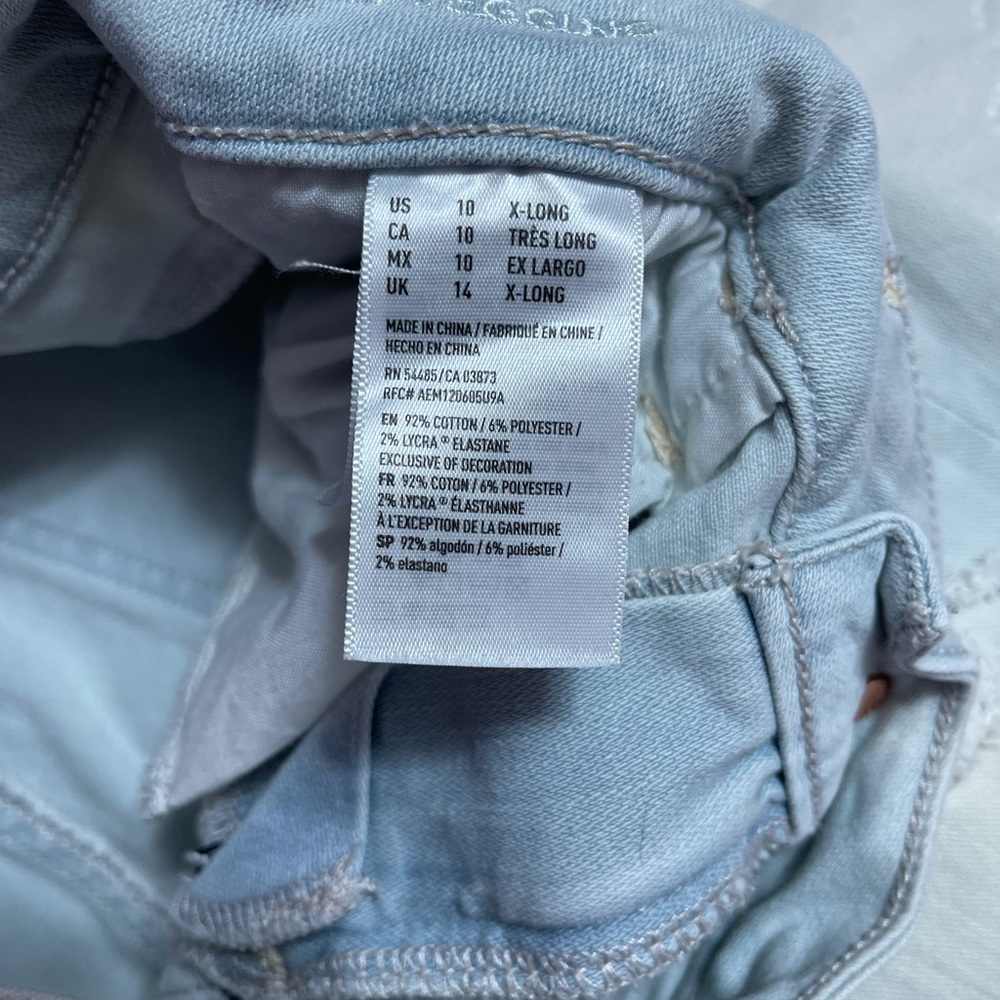 Jeans - Picture 6 of 10